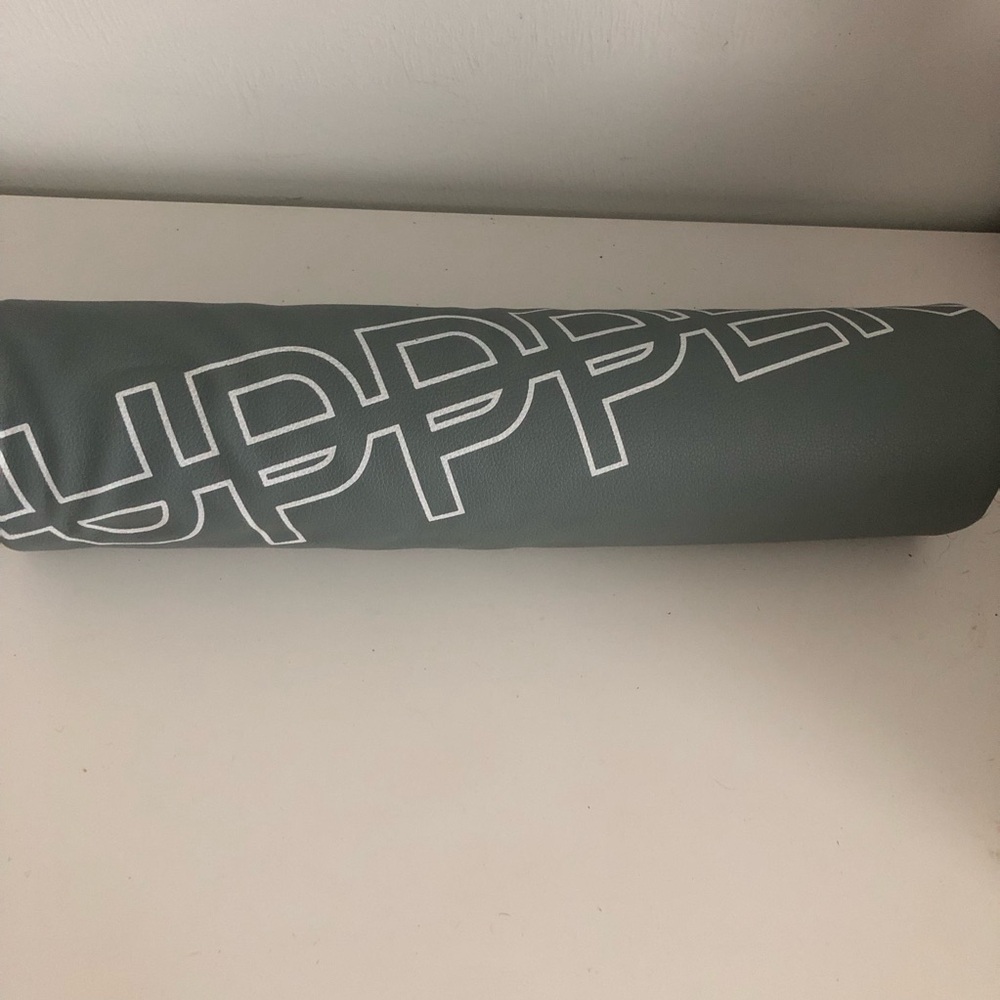 Body Building Squat Bar Pad in Grey